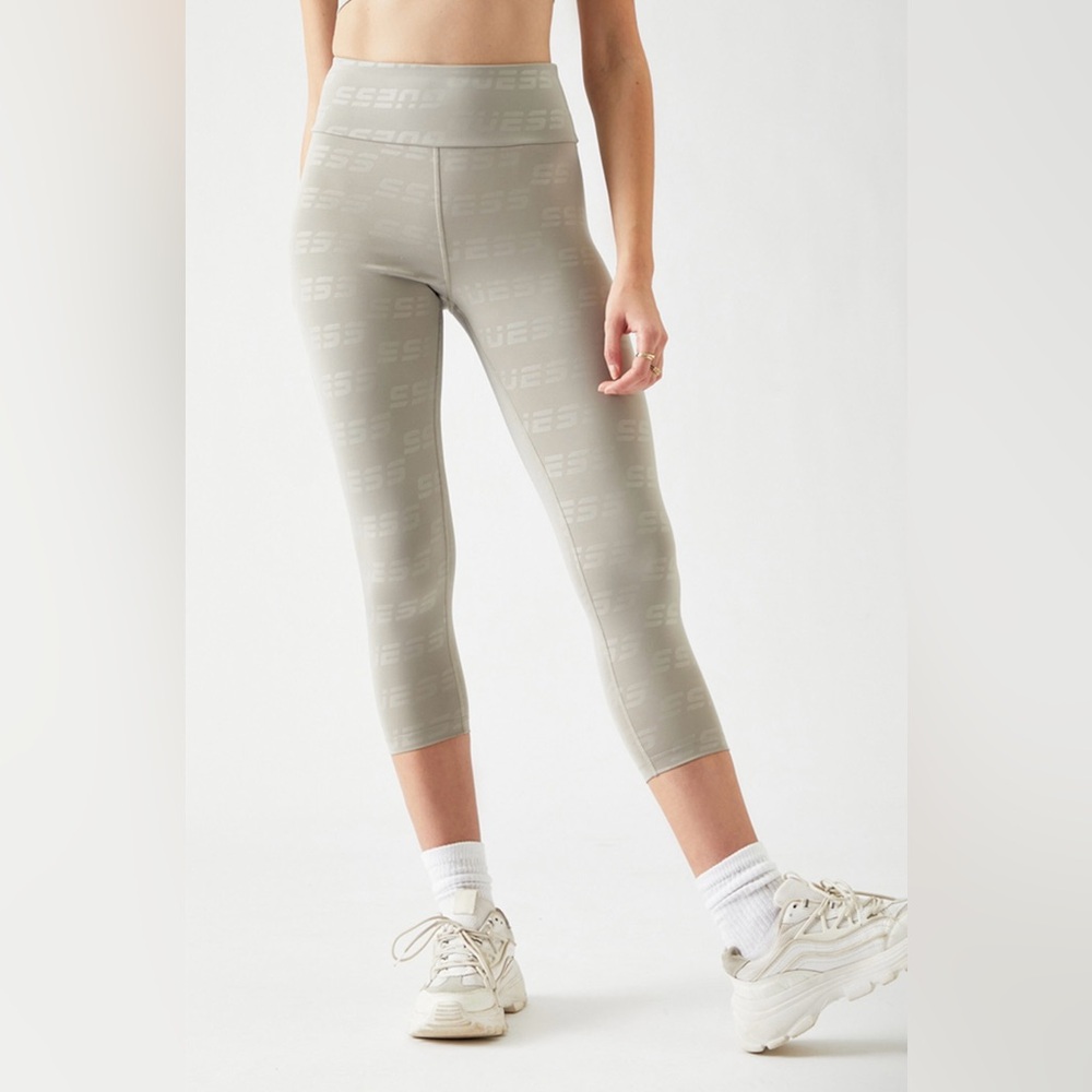 Guess Active Gray 3/4 Leggings